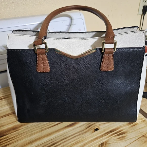 Calvin Klein Black and White Satchel with Gold Hardware - Picture 10 of 10